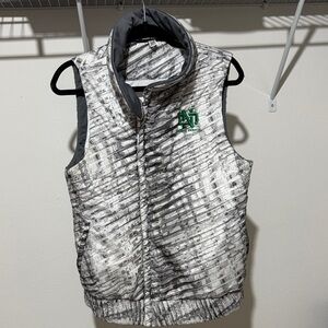 University of North Dakota Under Armour Silver and Black Patterned Vest
